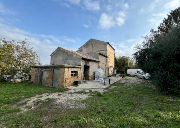 Foto 2 - Rustico Via San Pietro Martire
 
snc, Montottone - foto 2