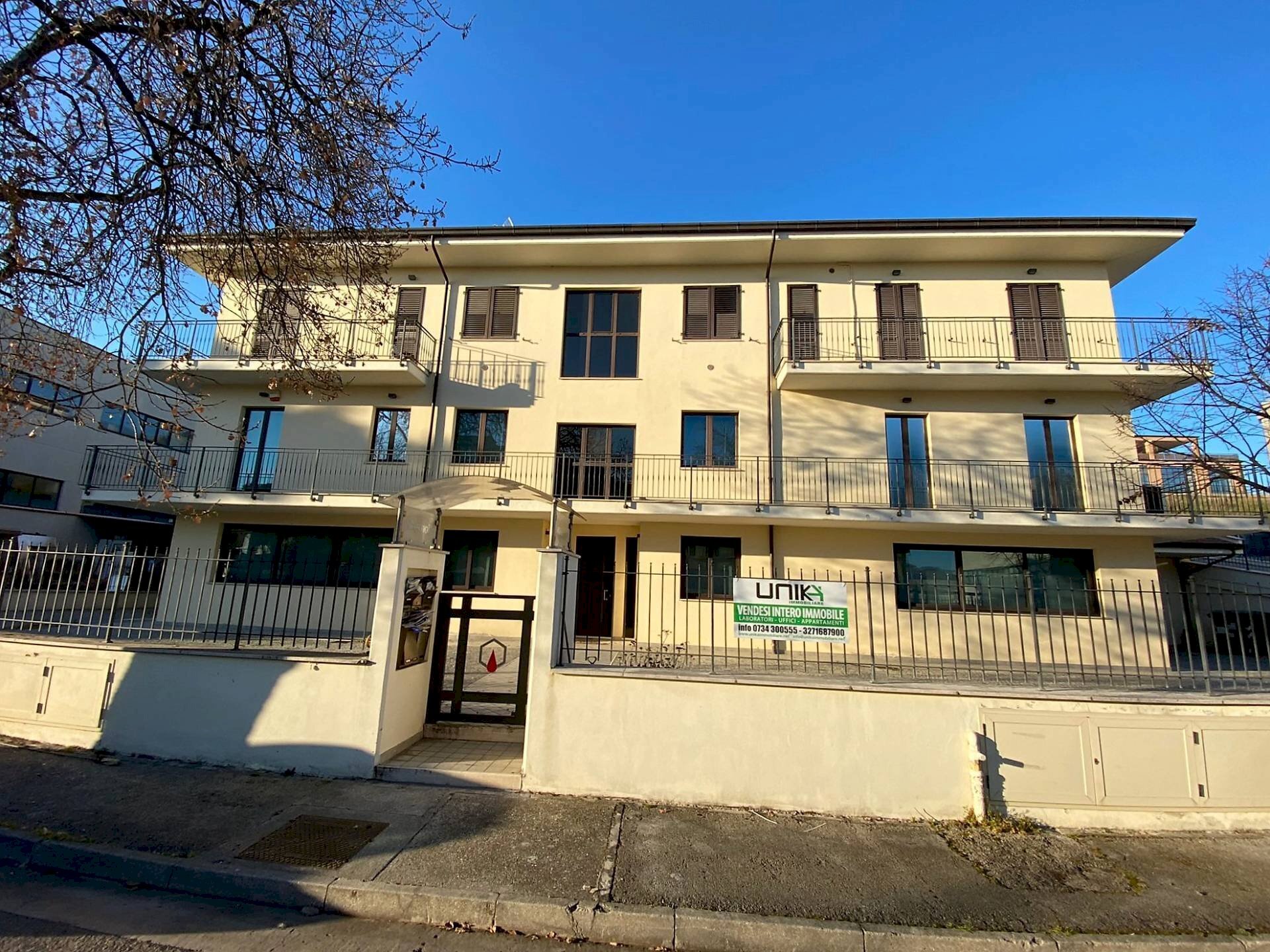 Foto 2 - Locale Commerciale via Pontecorvo, Porto San Giorgio - foto 2