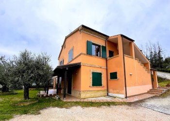 Foto 2 - Rustico Contrada Paterno
 
46, Tolentino - foto 2