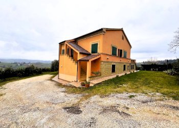 Foto 3 - Rustico Contrada Paterno
 
46, Tolentino - foto 3