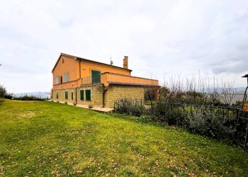 Foto 26 - Rustico Contrada Paterno
 
46, Tolentino - foto 26