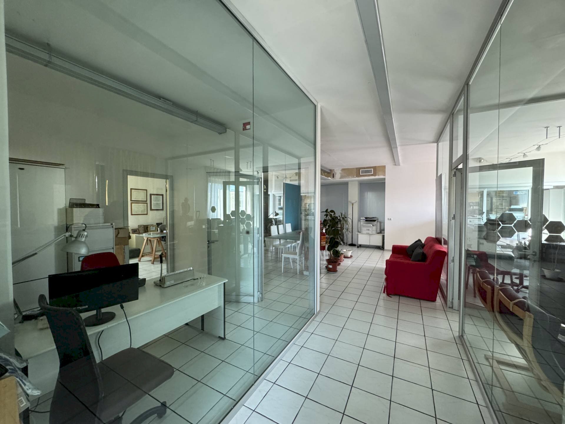 Foto 2 - Locale Commerciale via Pontecorvo
 
snc, Porto San Giorgio - foto 2