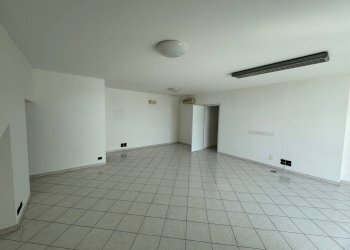 Foto 3 - Locale Commerciale Via Mannocchi Tornabuoni
 
snc, Fermo - foto 3