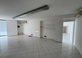 Foto 4 - Locale Commerciale Via Mannocchi Tornabuoni
 
snc, Fermo - foto 4