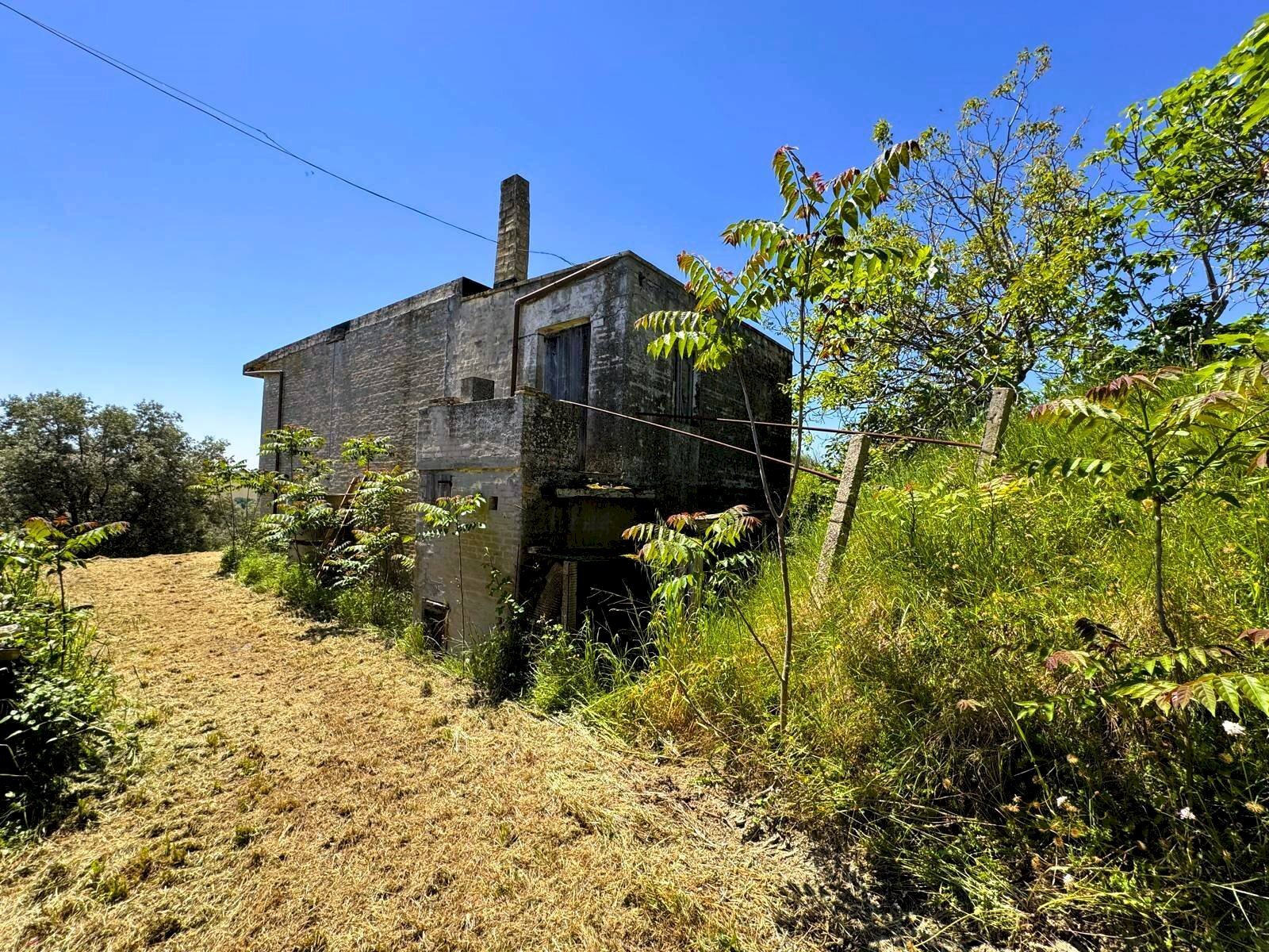 Foto 2 - Rustico Via Valle Oscura
 
5, Porto San Giorgio - foto 2