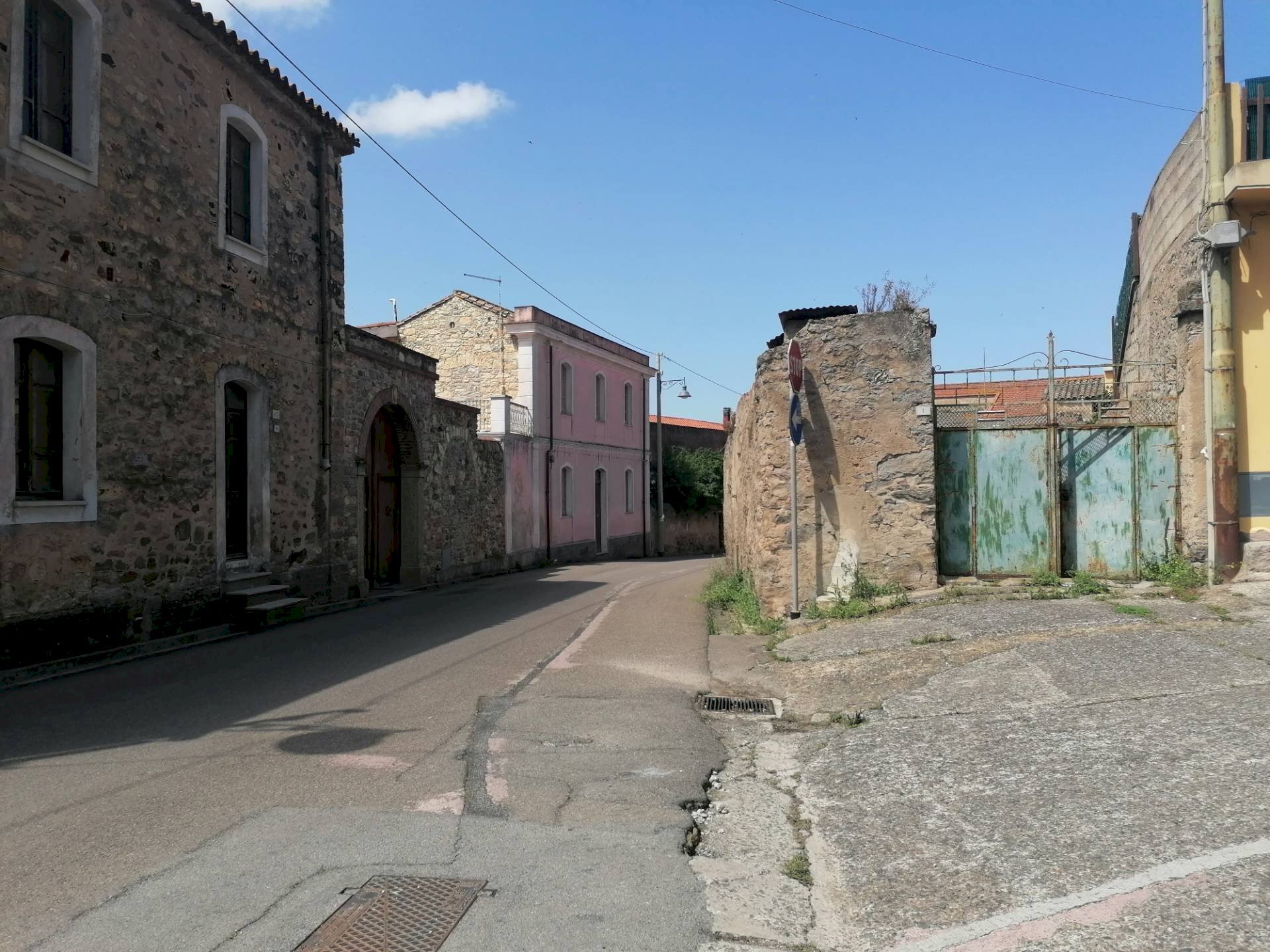 Foto 1 - Casa indipendente Via Pascoli, Sardara - foto 1