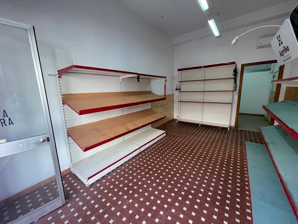 Foto 1 - Locale Commerciale Via Merello, Quartu Sant'Elena - foto 1