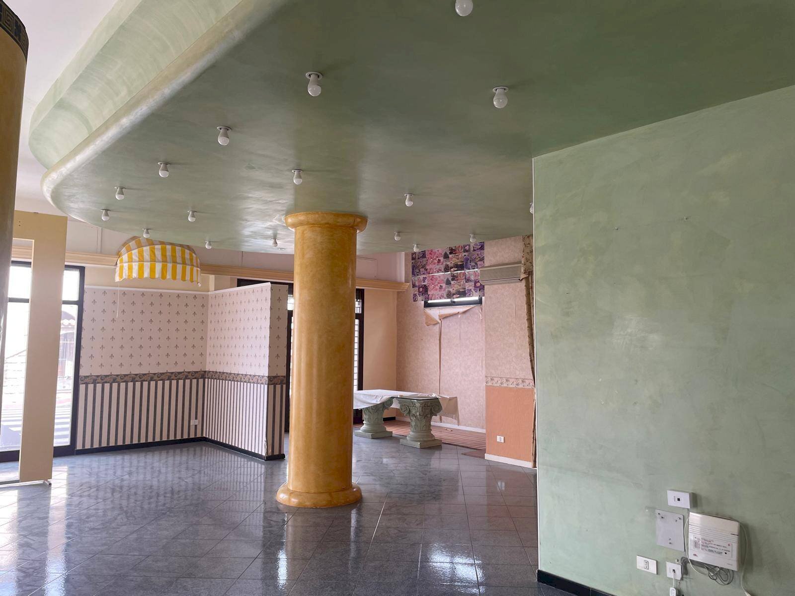 Foto 3 - Locale Commerciale via Gramsci
 
8, Oristano - foto 3