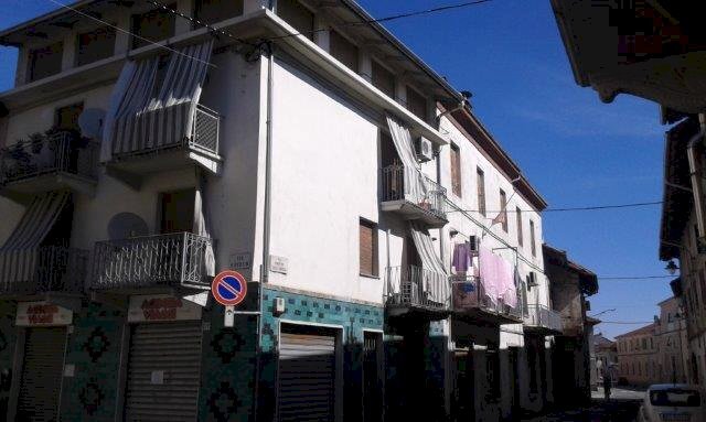 Foto 4 - Stabile - Palazzo Via Martiri Libertà, Livorno Ferraris - foto 3