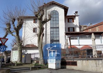 Foto 2 - Commercial Activity P.zza Caduti per la Libertà, Corio - photo 2