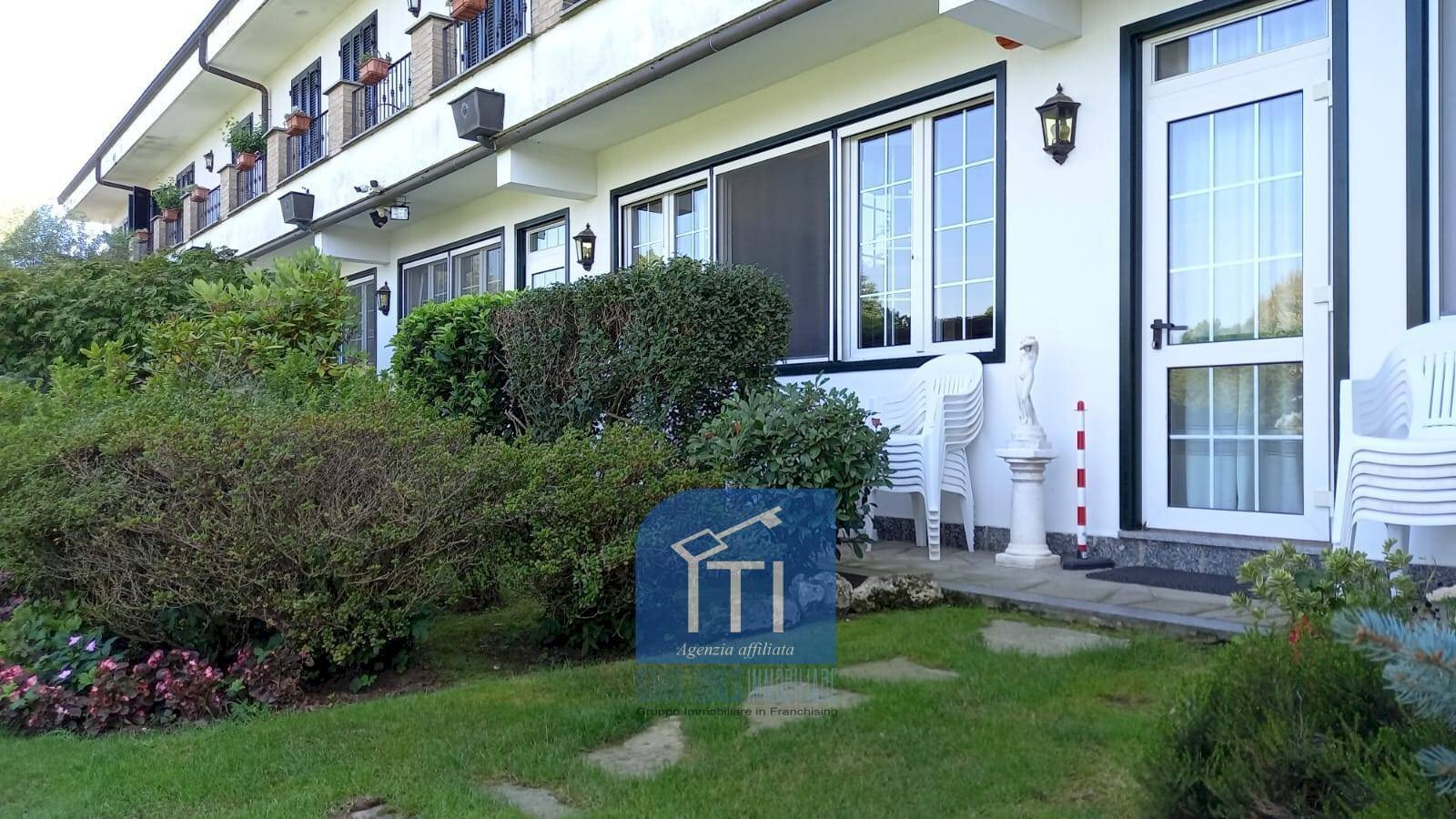 Foto 2 - Attività Commerciale Reg Cravero, Volpiano - foto 2