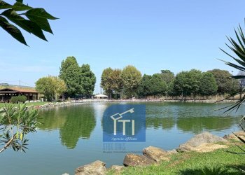 Foto 1 - Attività Commerciale Reg Cravero, Volpiano - foto 1