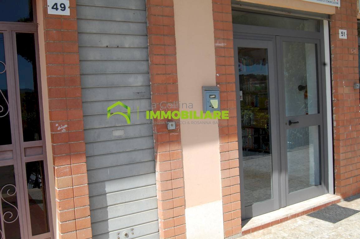 Foto 2 - Locale Commerciale VIA APPIA NORD KM 50, 610
 
51, Cisterna di Latina - foto 2