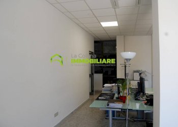 Foto 5 - Locale Commerciale VIA APPIA NORD KM 50, 610
 
51, Cisterna di Latina - foto 5