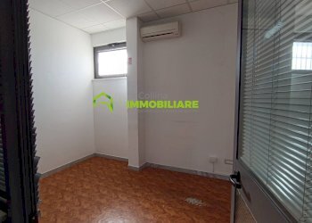 Foto 21 - Locale Commerciale VIA APPIA NORD KM 50, 610
 
51, Cisterna di Latina - foto 21