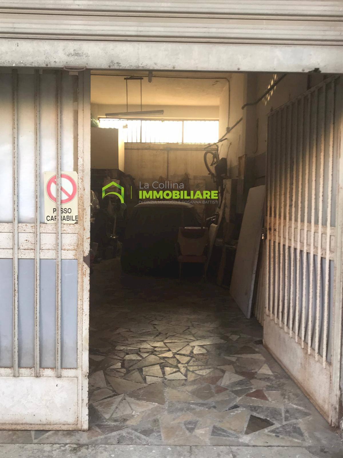 Foto 2 - Locale Commerciale VIA MARTIRI DELLE FOSSE ARDEATINE, Cisterna di Latina - foto 2