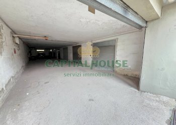 Foto 2 - Box via Feudo di San Martino, Caserta - photo 2