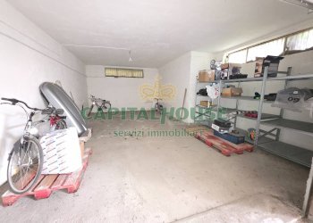 Foto 3 - Box via Feudo di San Martino, Caserta - photo 3