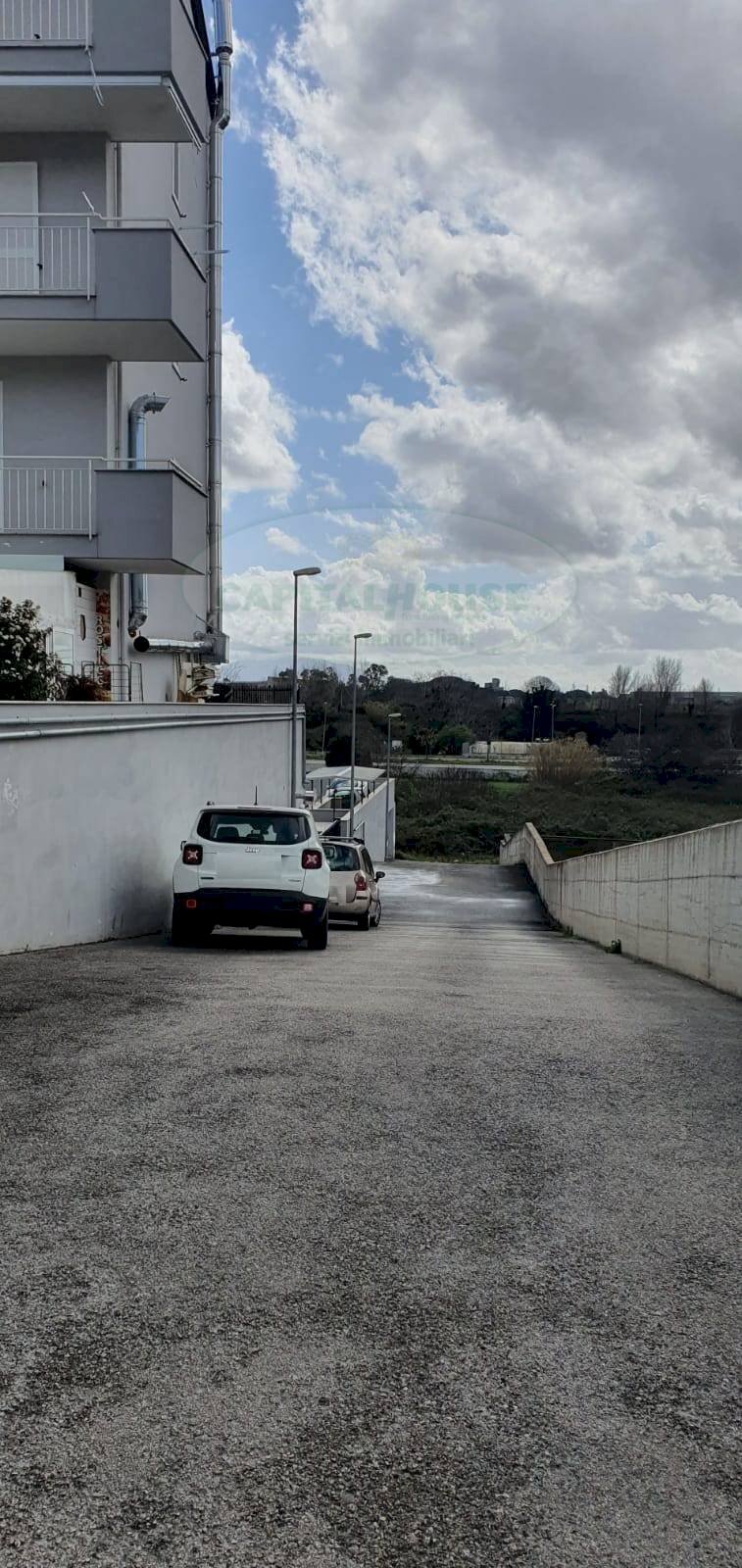 Foto 2 - Box VIALE LINCOLN, Caserta - photo 2