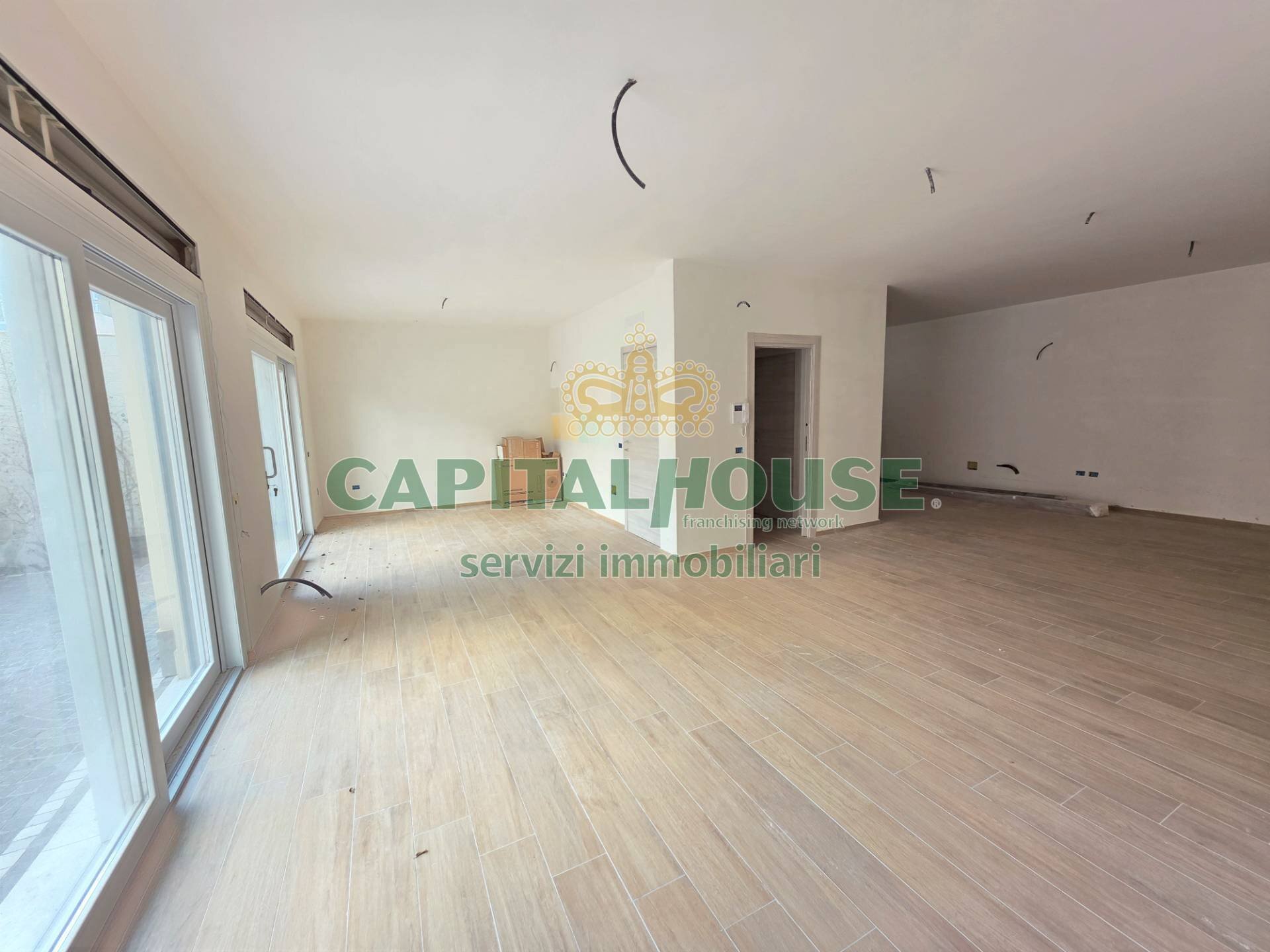 Foto 2 - Office Piazza Matteotti, Caserta - photo 2