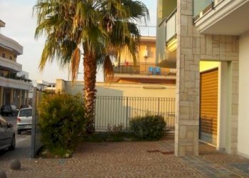 Foto 1 - Shop VIA OLEANDRI, Sant'Antimo - photo 1