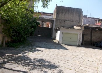 Foto 9 - Magazzino VIA ENRICO DE NICOLA, Sant'Antimo - foto 9