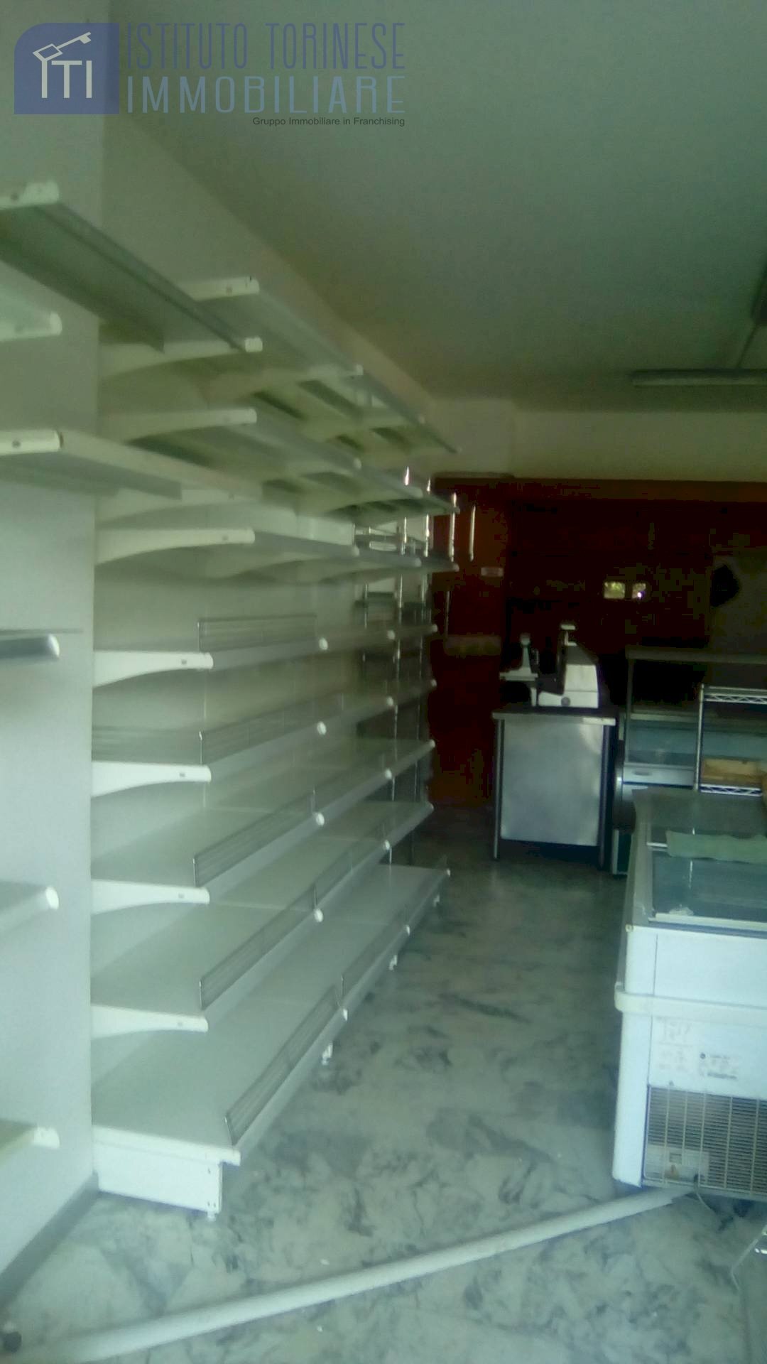 Foto 2 - Shop CORSO EUROPA, Sant'Antimo - photo 2