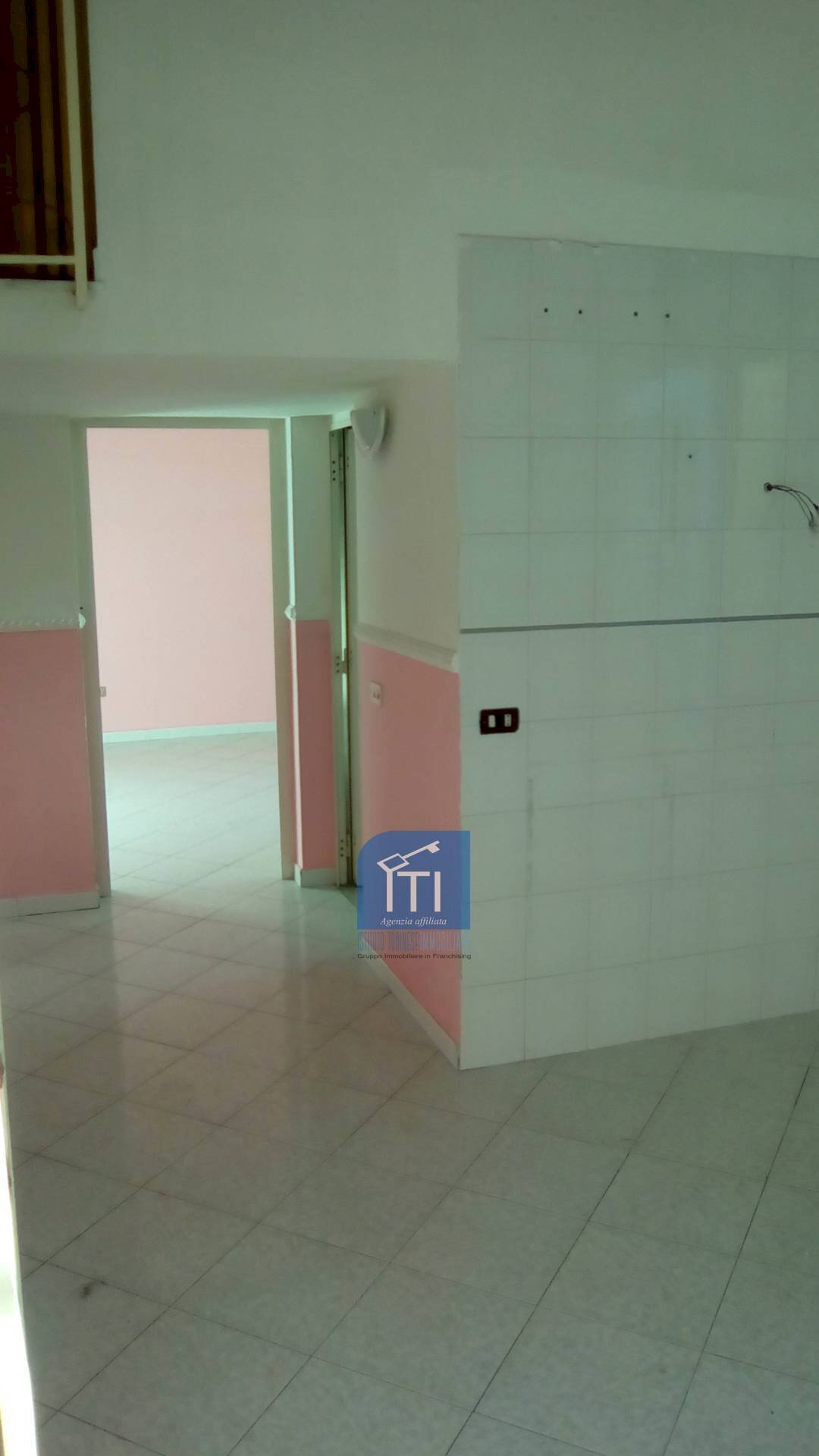 Foto 2 - Trilocale VIA GALILEO GALILEI, Sant'Antimo - foto 2