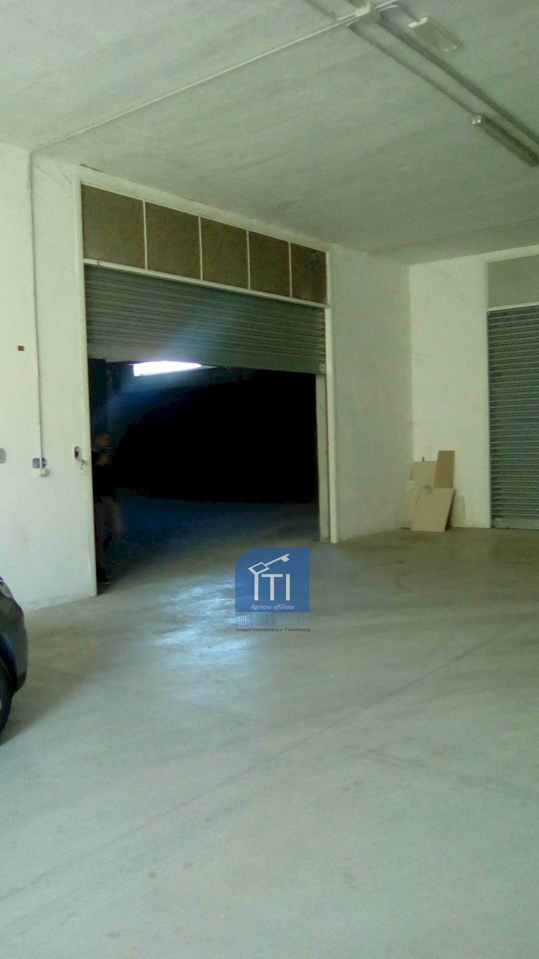 Foto 1 - Attività Commerciale VIA DEGLI OLEANDRI, Sant'Antimo - foto 1