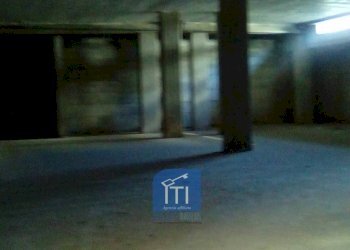 Foto 2 - Attività Commerciale VIA DEGLI OLEANDRI, Sant'Antimo - foto 2