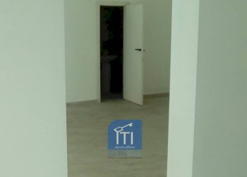 Foto 1 - Shop VIA CRUCIS, Sant'Antimo - photo 1