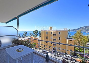 Foto 1 - Trilocale via camillo benso di Cavour, Ospedaletti - foto 1