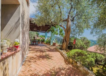 Foto 10 - Independent house Via di Buchignano
 
1, Camaiore - photo 10