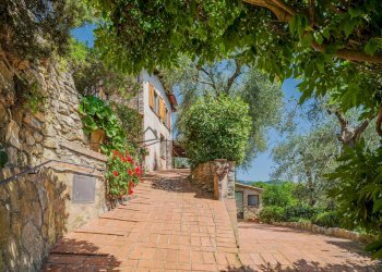 Foto 17 - Independent house Via di Buchignano
 
1, Camaiore - photo 17