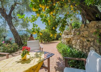 Foto 21 - Independent house Via di Buchignano
 
1, Camaiore - photo 21