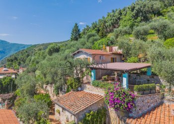 Foto 61 - Independent house Via di Buchignano
 
1, Camaiore - photo 61