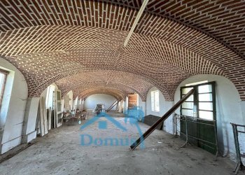 Foto 3 - Rustico Regione Colletrale
 
36, Scalenghe - foto 3