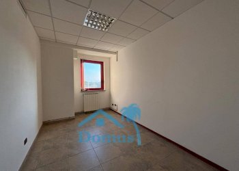 Foto 11 - Locale Commerciale VIA DELLA PORPORATA
 
33, Pinerolo - foto 11