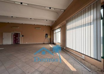 Foto 2 - Locale Commerciale Strada Valdomenica
 
19, Bricherasio - foto 2