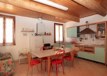 cucina/pranzo - Casa semi indipendente via Mazzini, Bergantino - foto 3