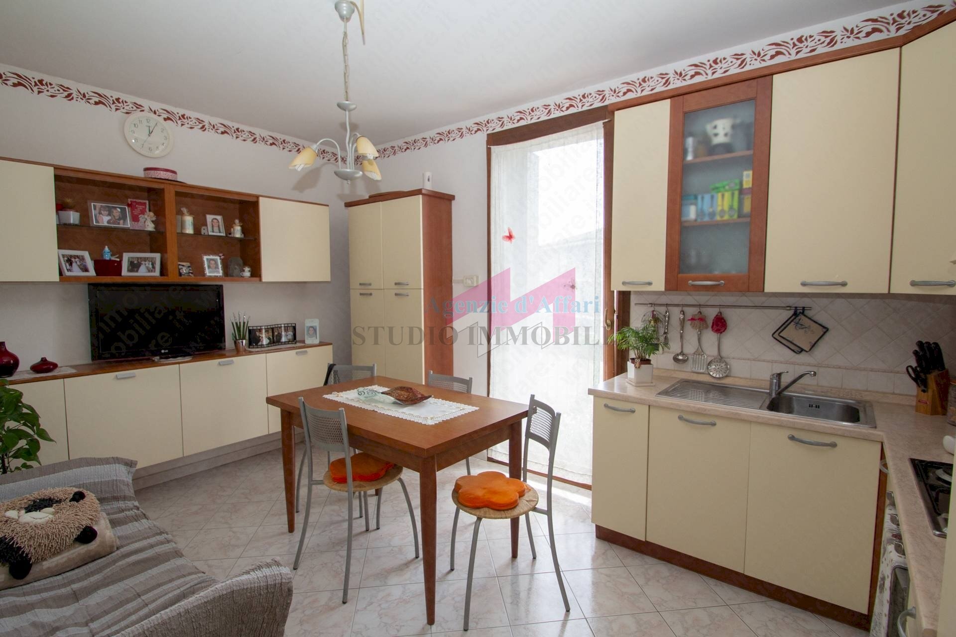 Foto 2 - Bilocale Via Mazzini
 
96, Bergantino - foto 2