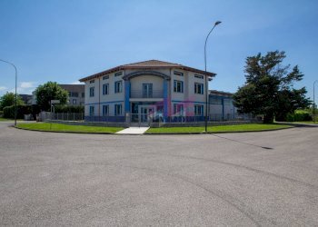 Foto 1 - Ufficio via Delle Arti, Castelnovo Bariano - foto 1