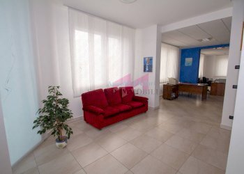 Foto 4 - Ufficio via Delle Arti, Castelnovo Bariano - foto 4