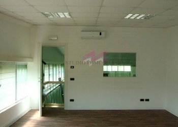 Foto 15 - Capannone via  Fermi Z.A., Quingentole - foto 15