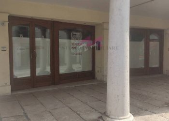 Foto 1 - Negozio Ostiglia - foto 1