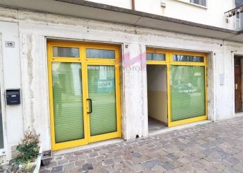 Foto 1 - Negozio Ostiglia - foto 1