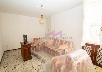 Foto 3 - Casa semi indipendente Piazza XX Settembre
 
13, Melara - foto 3