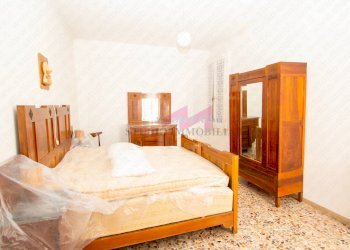 Foto 5 - Casa semi indipendente Piazza XX Settembre
 
13, Melara - foto 5