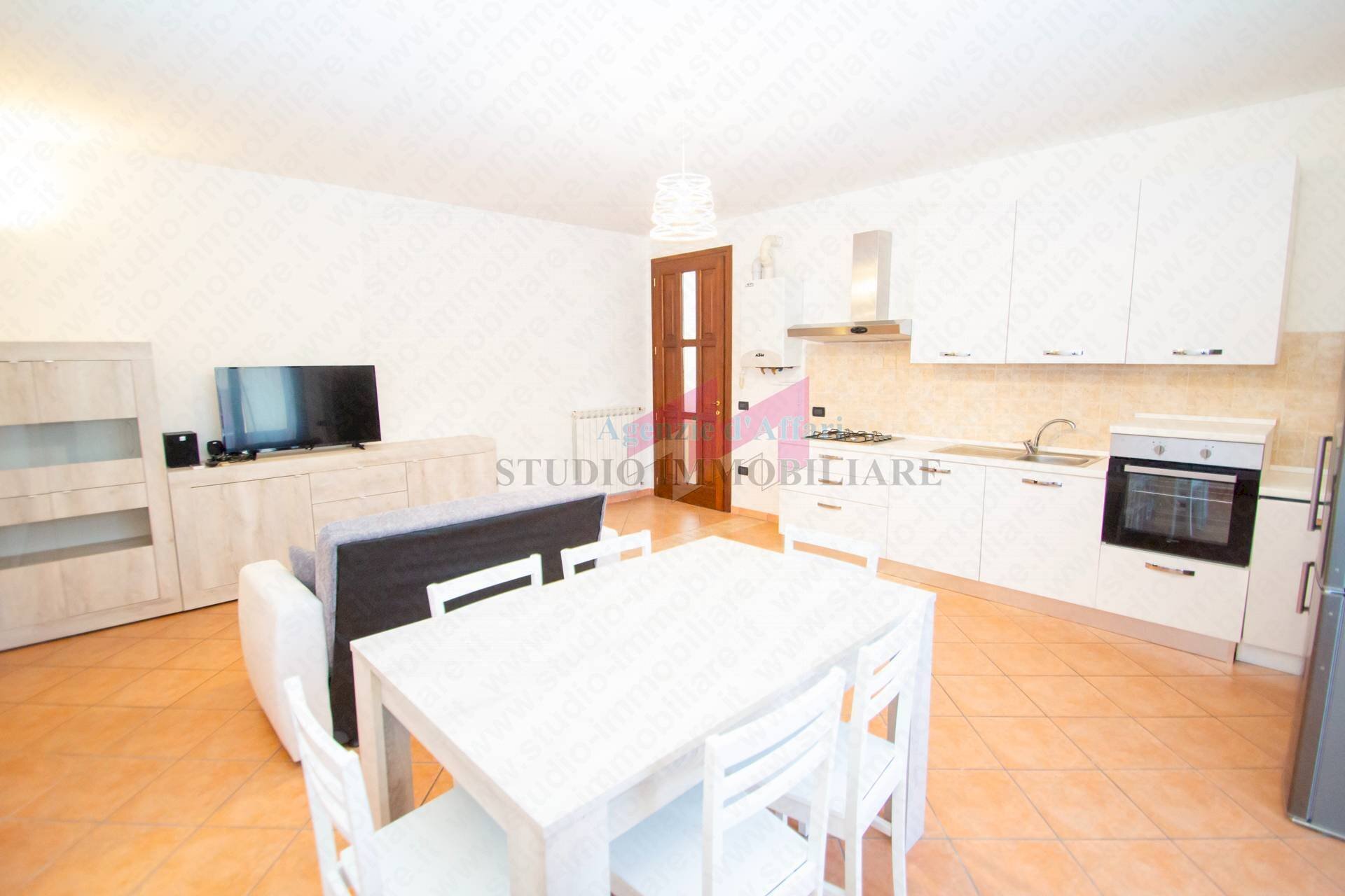 Foto 1 - Trilocale via Livia Bianchi
 
25, Melara - foto 1