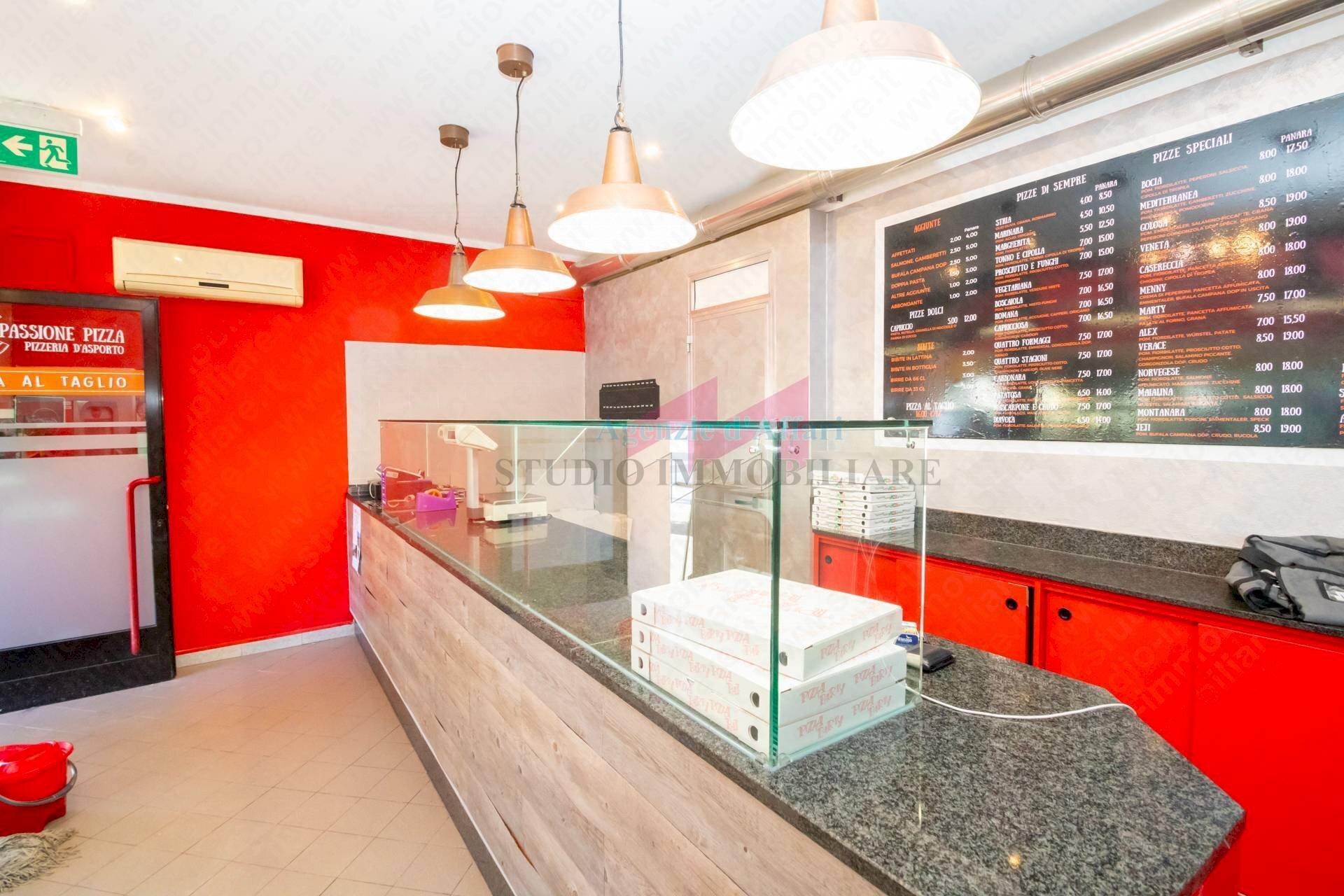 Foto 3 - Negozio via Vittorio Emanuele II
 
66, Bergantino - foto 3